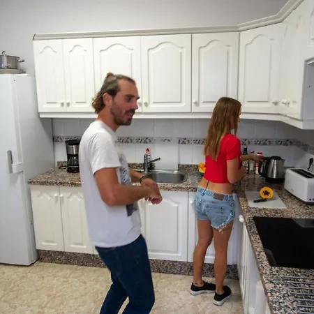 Adventure House Tenerife Hostel Alcala (Tenerife)