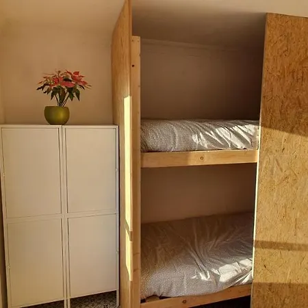 Adventure House Tenerife Hostel