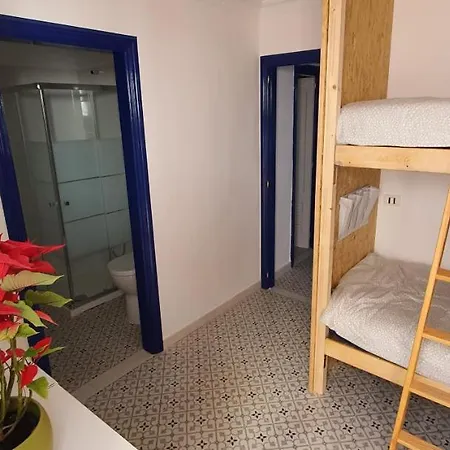 Adventure House Tenerife Hostel Alcalá la Real